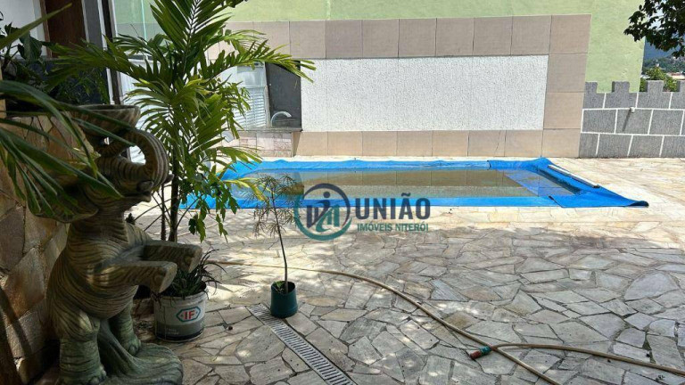 Imagem Casa com 3 Quartos à Venda, 430 m² em Itaipu - Niterói