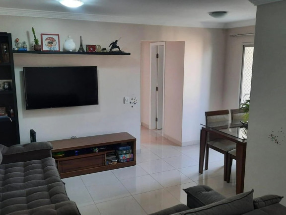 Apartamento com 2 Quartos à Venda, 64 m² em Campo Limpo - São Paulo