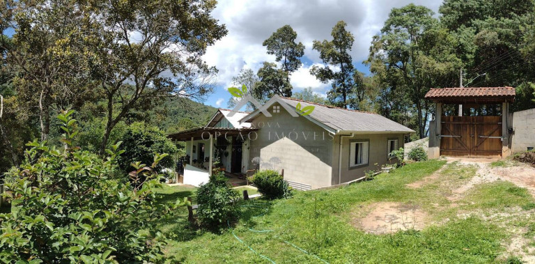 Imagem Casa com 2 Quartos à Venda, 105 m² em Cidade Do Sol - Campos Do Jordão Imagem Casa com 2 Quartos à Venda, 105 m² em Cidade Do Sol - Campos Do Jordão