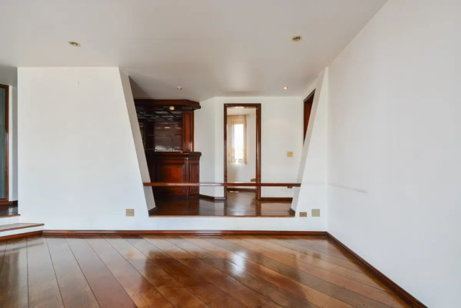 Imagem Imóvel com 4 Quartos à Venda, 274 m² em Pacaembu - São Paulo Imagem Imóvel com 4 Quartos à Venda, 274 m² em Pacaembu - São Paulo