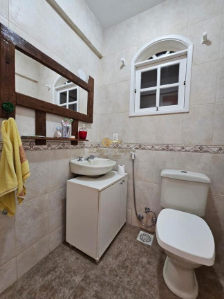 Imagem Casa com 2 Quartos à Venda, 110 m² em Albuquerque - Teresópolis