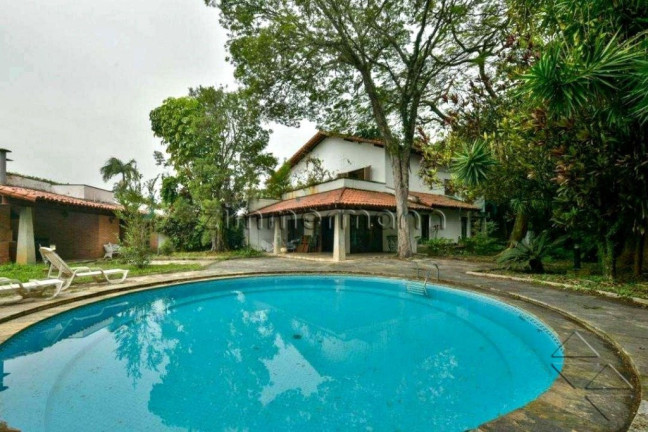 Casa com 4 Quartos à Venda, 949 m² em Alto De Pinheiros - São Paulo