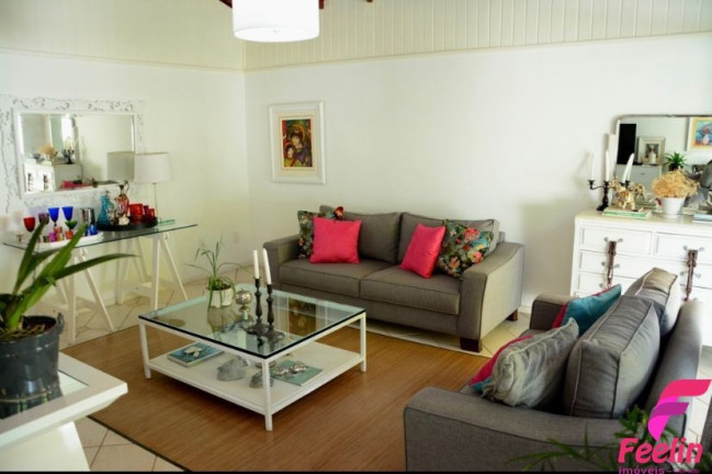 Imagem Casa com 4 Quartos à Venda, 400 m² em Lagoa Da Conceição - Florianópolis Imagem Casa com 4 Quartos à Venda, 400 m² em Lagoa Da Conceição - Florianópolis