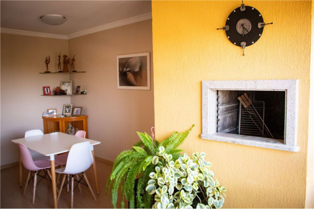 Imagem Imóvel com 3 Quartos à Venda,  em Jardim Itu - Porto Alegre