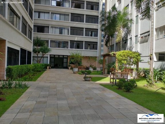 Imagem Apartamento com 3 Quartos à Venda, 130 m² em Jardim Paulista
