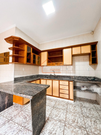 Imagem Casa com 3 Quartos à Venda, 277 m² em Jardim Presidente - Mogi Guaçu