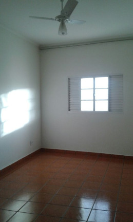 Imagem Casa com 3 Quartos à Venda, 250 m² em Residencial Mombaça - Pindamonhangaba