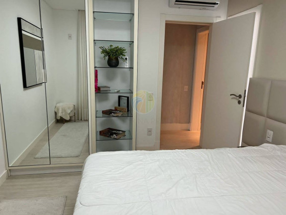Imagem Apartamento com 3 Quartos para Alugar, 128 m² em Centro - Balneário Camboriú