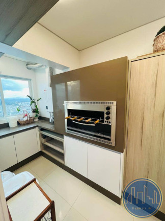 Imagem Apartamento com 4 Quartos à Venda, 180 m² em Centro - Balneário Camboriú Imagem Apartamento com 4 Quartos à Venda, 180 m² em Centro - Balneário Camboriú