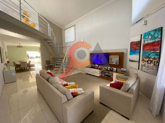 Sobrado com 3 Quartos à Venda, 190 m² em Jardim Primavera - Caraguatatuba