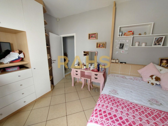Imagem Casa com 3 Quartos à Venda, 270 m² em Costa E Silva - Joinville Imagem Casa com 3 Quartos à Venda, 270 m² em Costa E Silva - Joinville