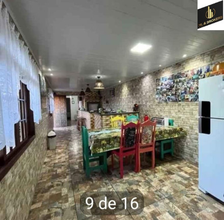 Imagem Casa com 3 Quartos à Venda, 210 m² em Loteamento Helvidia - Campo Largo