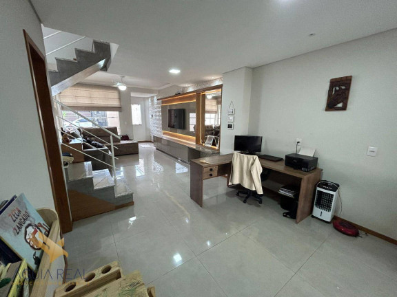 Imagem Sobrado com 3 Quartos à Venda, 137 m² em Universitário - Campo Grande