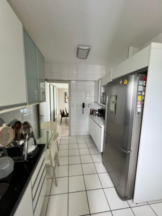 Imagem Apartamento com 4 Quartos à Venda, 180 m² em Jardim Apipema - Salvador