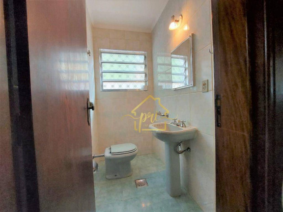 Imagem Casa com 3 Quartos à Venda, 330 m² em Gonzaga - Santos Imagem Casa com 3 Quartos à Venda, 330 m² em Gonzaga - Santos