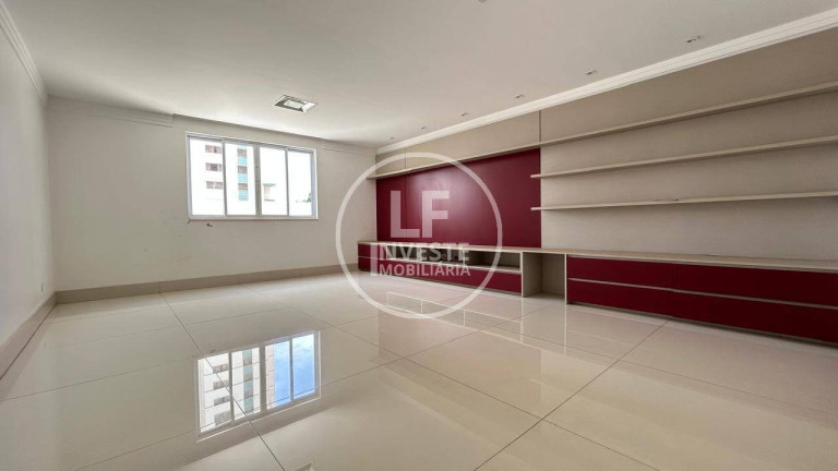 Imagem Sobrado com 8 Quartos à Venda, 700 m² em Setor Bueno - Goiânia
