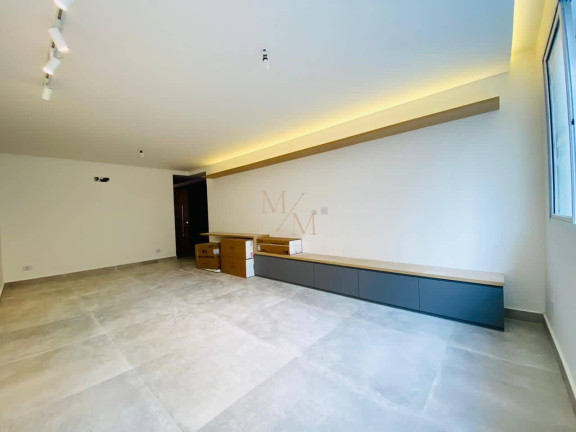 Apartamento com 3 Quartos à Venda, 127 m² em Gonzaga - Santos