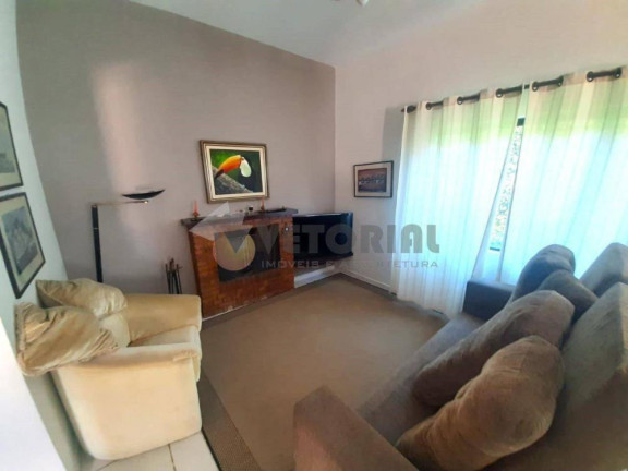Imagem Casa com 4 Quartos à Venda, 147 m²