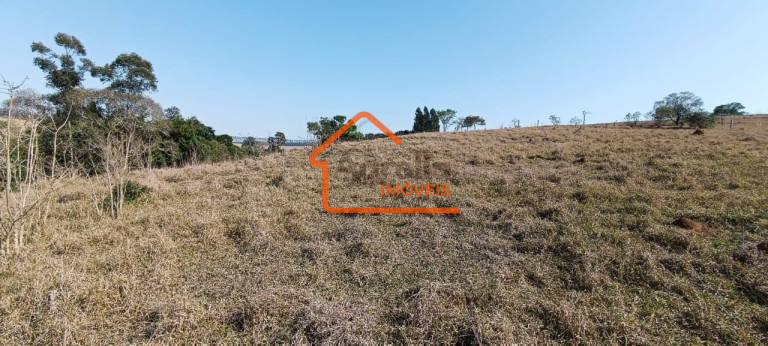 Imagem Imóvel com 3 Quartos à Venda, 300 m² em Alfenas - Alfenas Imagem Imóvel com 3 Quartos à Venda, 300 m² em Alfenas - Alfenas