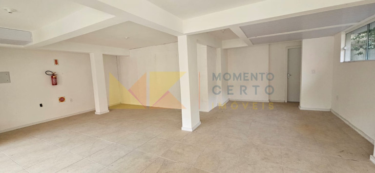 Imagem Imóvel com 12 Quartos à Venda, 600 m² em Centro - Blumenau Imagem Imóvel com 12 Quartos à Venda, 600 m² em Centro - Blumenau