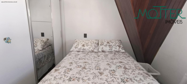 Imagem Casa com 4 Quartos à Venda, 213 m² em Capão Raso - Curitiba