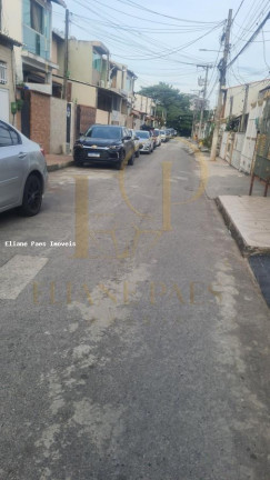 Imagem Casa com 2 Quartos à Venda, 60 m² em Califórnia - Itaguaí
