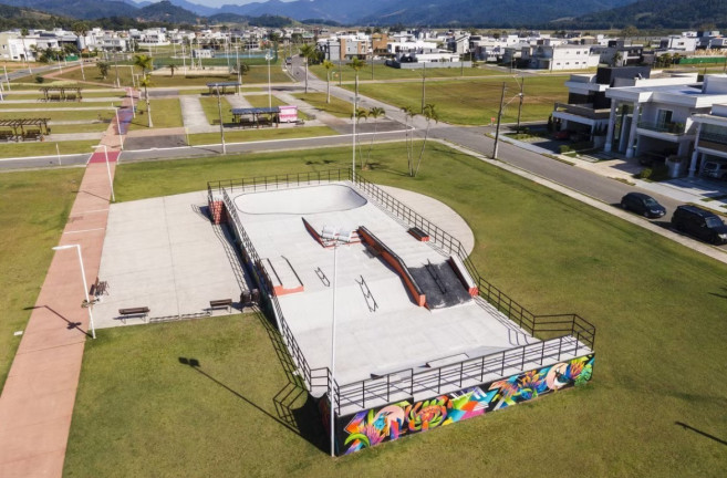Imagem Casa de Condomínio com 5 Quartos à Venda, 370 m² em Bairro Areias - Camboriú Imagem Casa de Condomínio com 5 Quartos à Venda, 370 m² em Bairro Areias - Camboriú