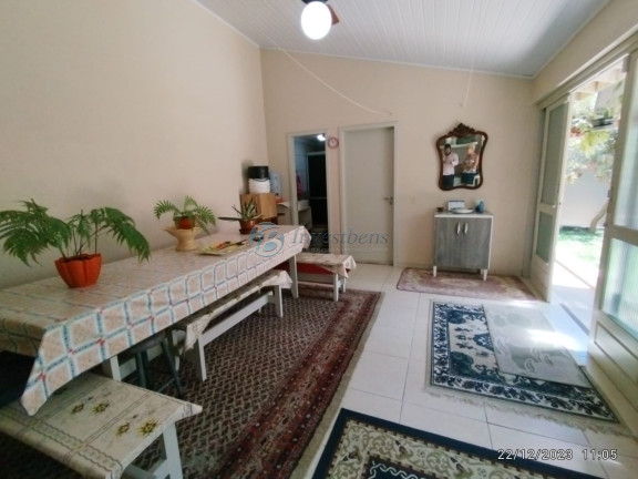 Imagem Casa com 4 Quartos à Venda, 319 m² em São Francisco - Curitiba Imagem Casa com 4 Quartos à Venda, 319 m² em São Francisco - Curitiba