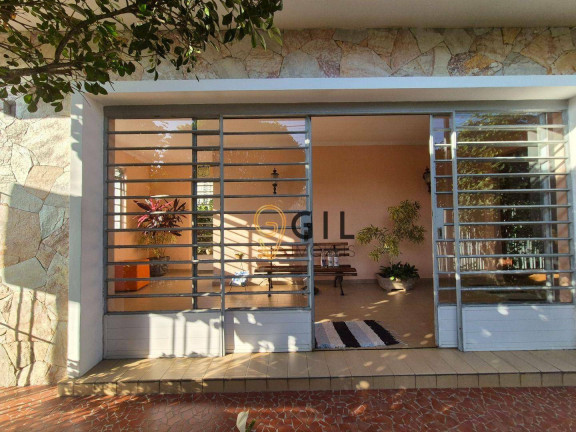 Imagem Casa com 3 Quartos para Alugar, 200 m² em Centro - Jacareí