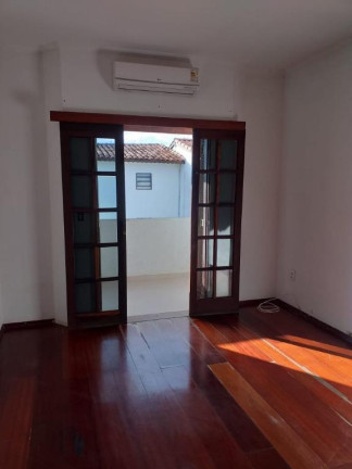 Imagem Sobrado com 3 Quartos à Venda, 167 m² em Jardim Imperador - Suzano Imagem Sobrado com 3 Quartos à Venda, 167 m² em Jardim Imperador - Suzano