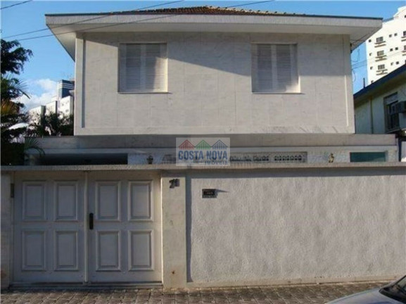Casa com 4 Quartos à Venda, 282 m²