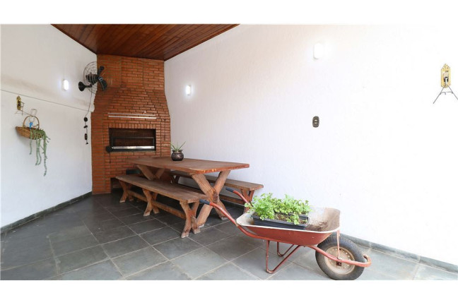 Imagem Casa com 4 Quartos à Venda, 179 m² em Butantã - São Paulo Imagem Casa com 4 Quartos à Venda, 179 m² em Butantã - São Paulo