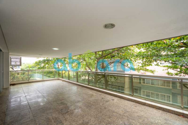 Imagem Apartamento com 4 Quartos à Venda, 250 m² em Leblon - Rio De Janeiro Imagem Apartamento com 4 Quartos à Venda, 250 m² em Leblon - Rio De Janeiro