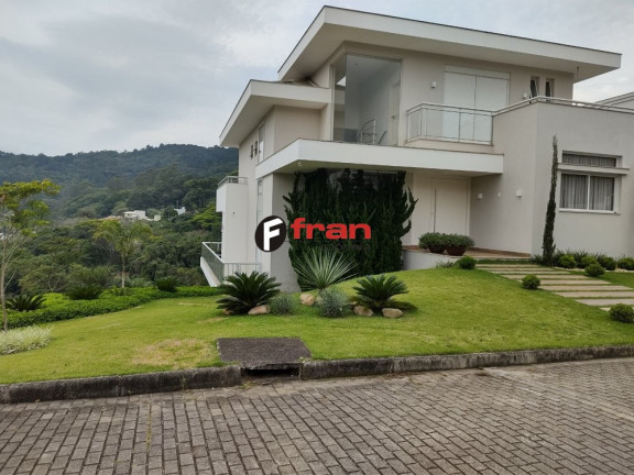 Imagem Casa com 4 Quartos à Venda, 530 m² em Córrego Grande - Florianópolis Imagem Casa com 4 Quartos à Venda, 530 m² em Córrego Grande - Florianópolis