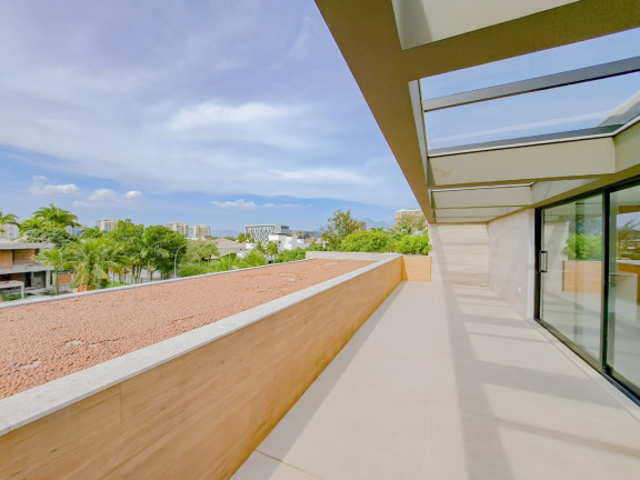 Imagem Casa de Condomínio com 5 Quartos à Venda, 1.500 m² em Barra Da Tijuca - Rio De Janeiro Imagem Casa de Condomínio com 5 Quartos à Venda, 1.500 m² em Barra Da Tijuca - Rio De Janeiro
