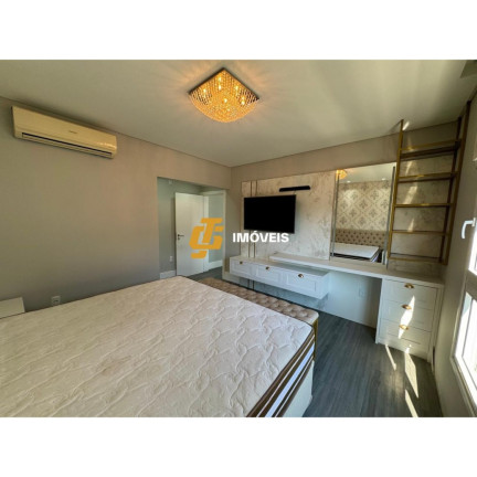 Imagem Casa com 3 Quartos à Venda, 289 m² em Caledônia - Camboriú