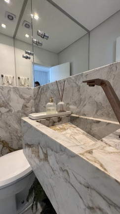 Imagem Apartamento com 4 Quartos à Venda, 152 m² em Meia Praia - Itapema