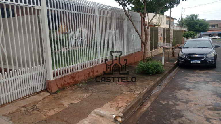 Imagem Casa com 4 Quartos à Venda, 150 m² em Jardim Imagawa - Londrina Imagem Casa com 4 Quartos à Venda, 150 m² em Jardim Imagawa - Londrina
