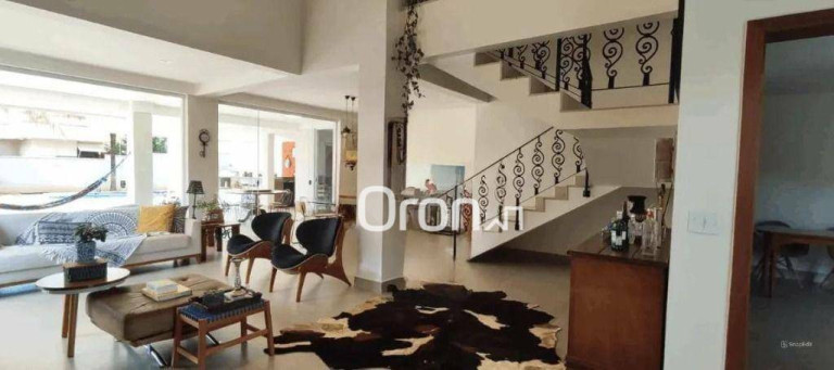 Imagem Casa com 3 Quartos à Venda, 430 m² em Jardins Atenas - Goiânia Imagem Casa com 3 Quartos à Venda, 430 m² em Jardins Atenas - Goiânia