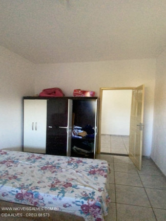 Imagem Sobrado com 4 Quartos à Venda, 400 m² em Saracuruna - Duque De Caxias