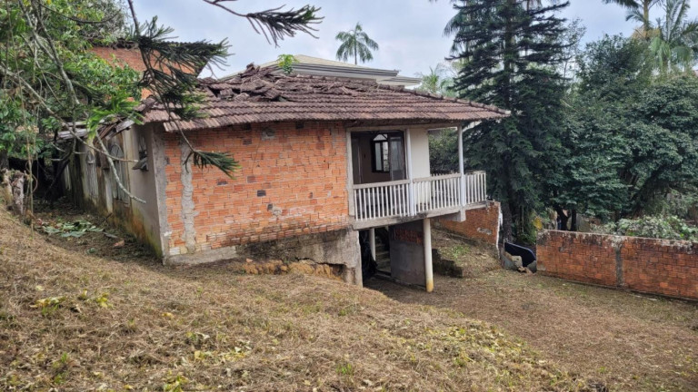 Imagem Terreno à Venda, 748 m² em Costa E Silva - Joinville Imagem Terreno à Venda, 748 m² em Costa E Silva - Joinville