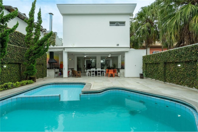 Casa com 7 Quartos à Venda, 800 m² em Jardim Leonor - São Paulo