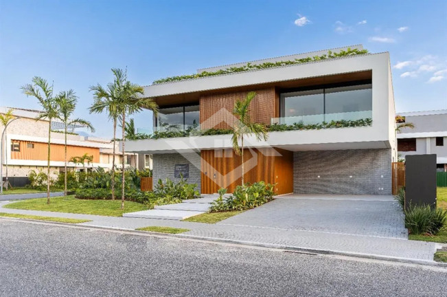 Imagem Casa com 5 Quartos à Venda, 995 m² em Barra Da Tijuca - Rio De Janeiro Imagem Casa com 5 Quartos à Venda, 995 m² em Barra Da Tijuca - Rio De Janeiro