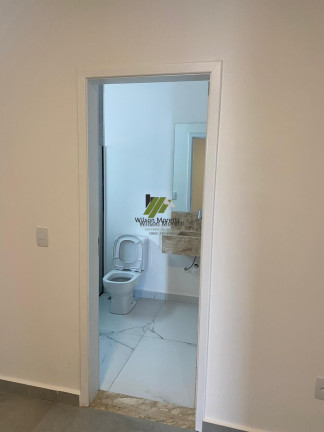 Imagem Casa com 3 Quartos à Venda, 175 m²