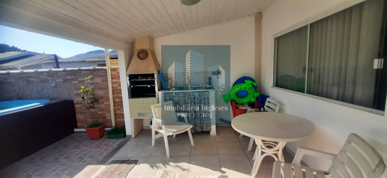 Imagem Casa com 3 Quartos à Venda, 158 m² em São João Do Rio Vermelho - Florianópolis Imagem Casa com 3 Quartos à Venda, 158 m² em São João Do Rio Vermelho - Florianópolis