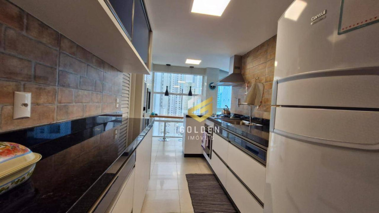 Imagem Apartamento com 3 Quartos à Venda, 104 m² em Pioneiros - Balneário Camboriú Imagem Apartamento com 3 Quartos à Venda, 104 m² em Pioneiros - Balneário Camboriú