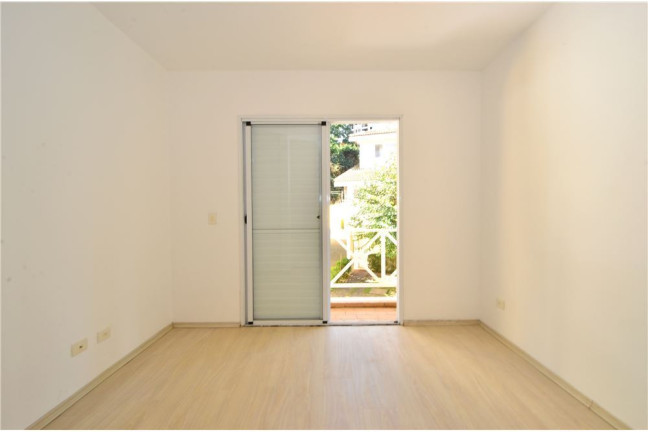 Imagem Casa com 3 Quartos à Venda, em Morumbi - São Paulo Imagem Casa com 3 Quartos à Venda, em Morumbi - São Paulo
