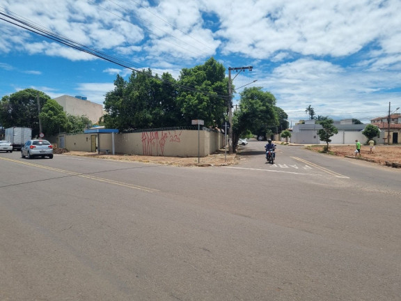 Terreno à Venda, 388 m² em Vila Carvalho - Campo Grande