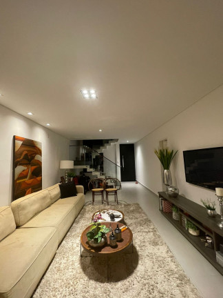 Imagem Casa com 3 Quartos à Venda, 242 m² em Esplanada Independência - Taubaté