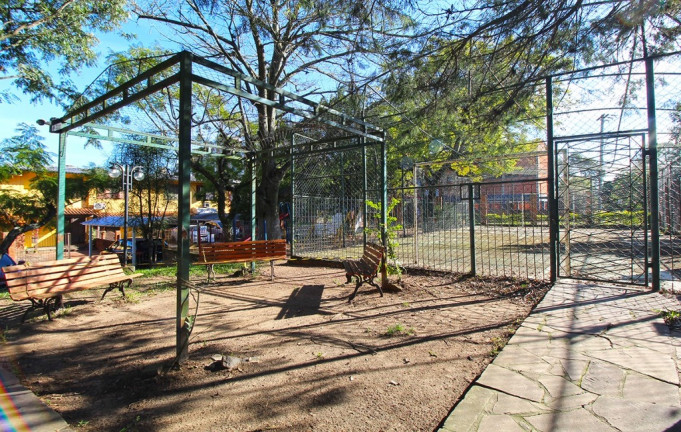Imagem Casa com 2 Quartos à Venda, 79 m² em Morro Santana - Porto Alegre